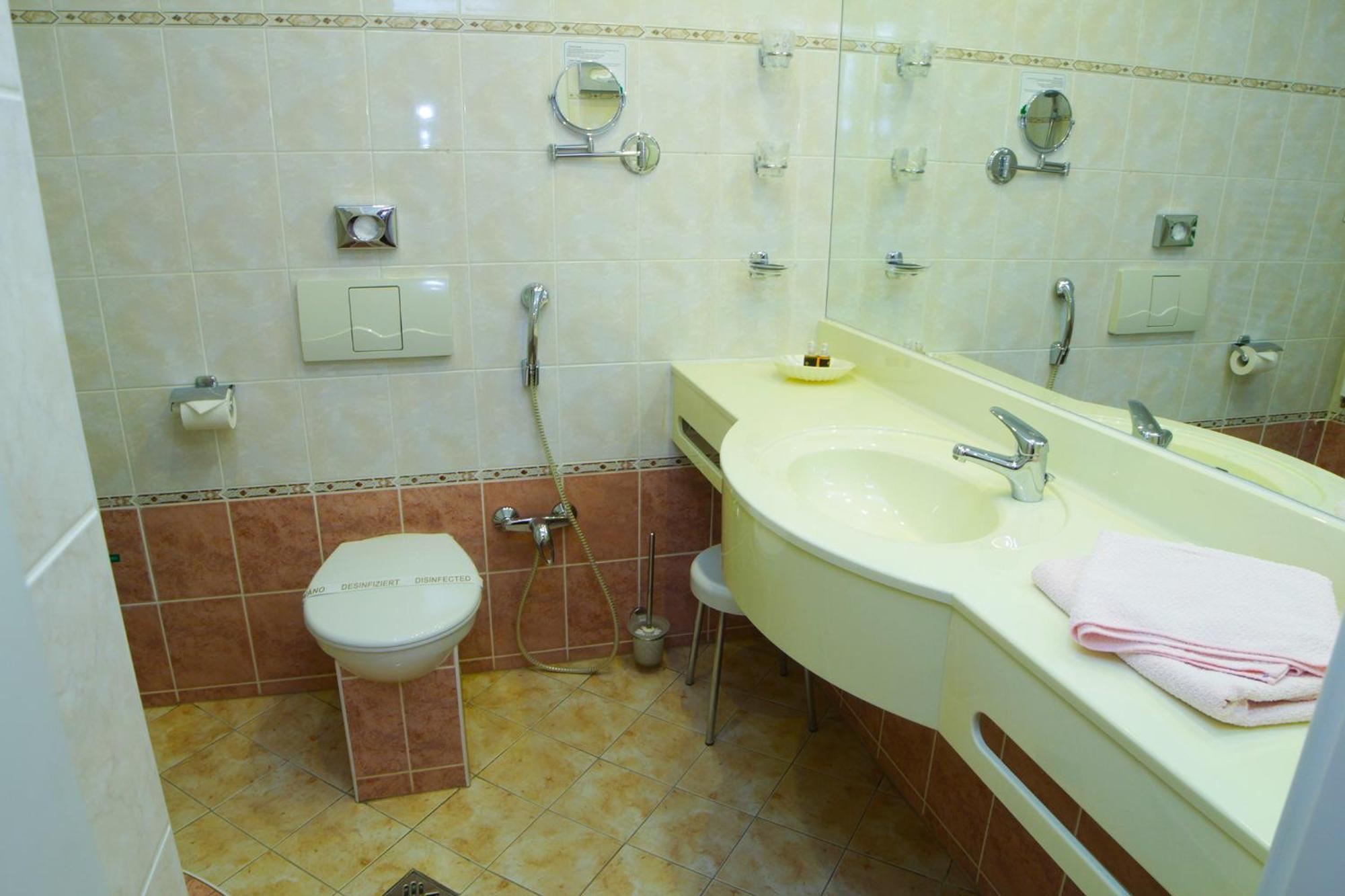 Hotel Pavlov Karlovy Vary Eksteriør bilde