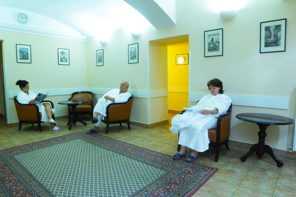 Hotel Pavlov Karlovy Vary Eksteriør bilde