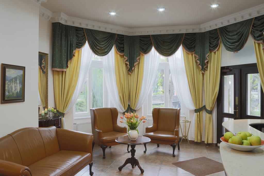 Hotel Pavlov Karlovy Vary Eksteriør bilde