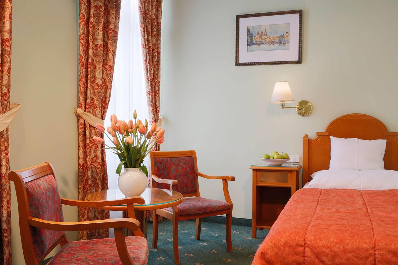 Hotel Pavlov Karlovy Vary Eksteriør bilde