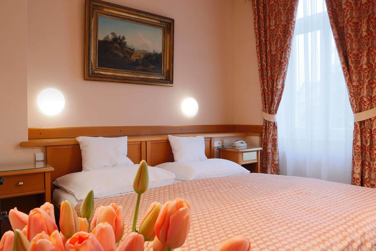 Hotel Pavlov Karlovy Vary Eksteriør bilde